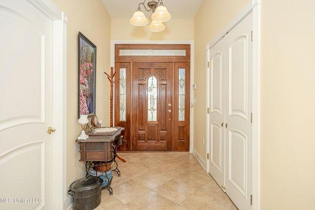 6301 Mary Mahoney Drive, Ocean Springs, MS 39564