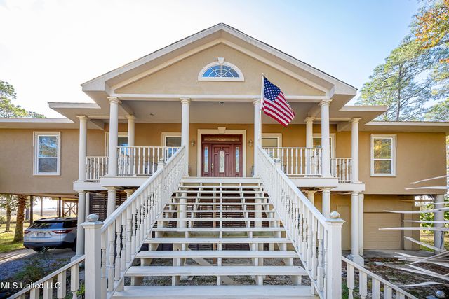 6301 Mary Mahoney Drive, Ocean Springs, MS 39564