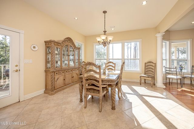 6301 Mary Mahoney Drive, Ocean Springs, MS 39564