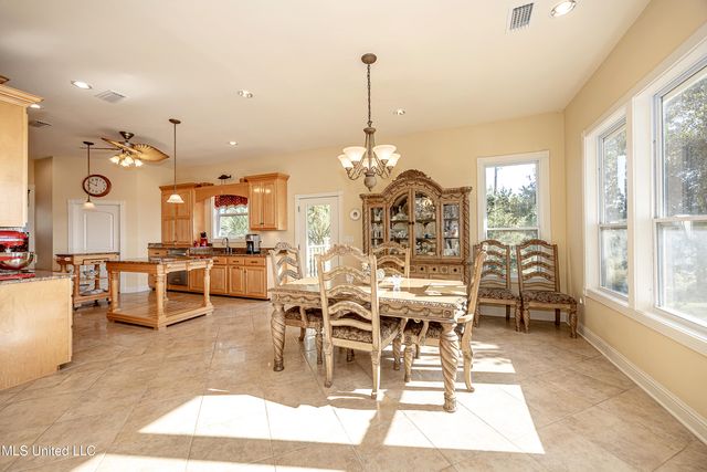 6301 Mary Mahoney Drive, Ocean Springs, MS 39564