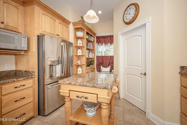 6301 Mary Mahoney Drive, Ocean Springs, MS 39564