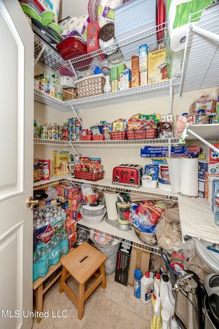 6301 Mary Mahoney Drive, Ocean Springs, MS 39564