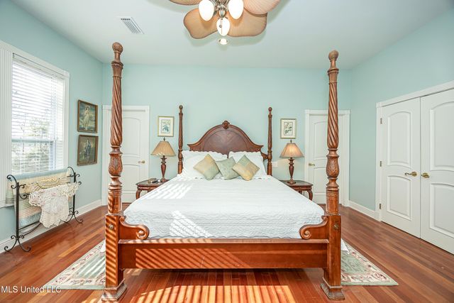 6301 Mary Mahoney Drive, Ocean Springs, MS 39564