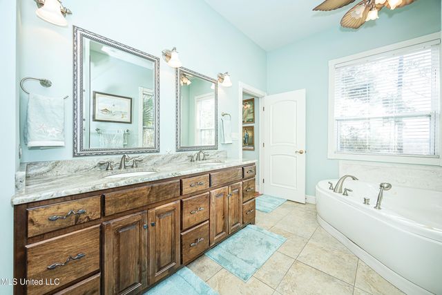 6301 Mary Mahoney Drive, Ocean Springs, MS 39564