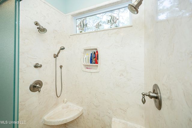 6301 Mary Mahoney Drive, Ocean Springs, MS 39564