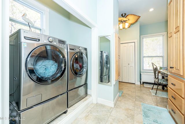 6301 Mary Mahoney Drive, Ocean Springs, MS 39564