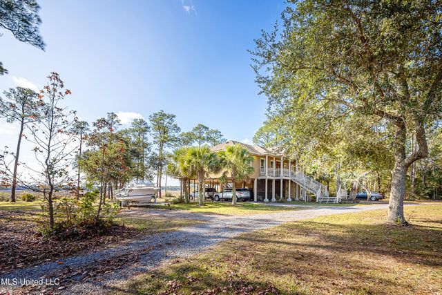6301 Mary Mahoney Drive, Ocean Springs, MS 39564