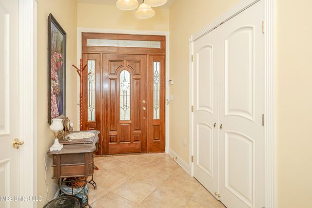 6301 Mary Mahoney Drive, Ocean Springs, MS 39564