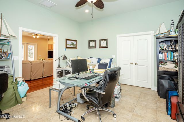 6301 Mary Mahoney Drive, Ocean Springs, MS 39564