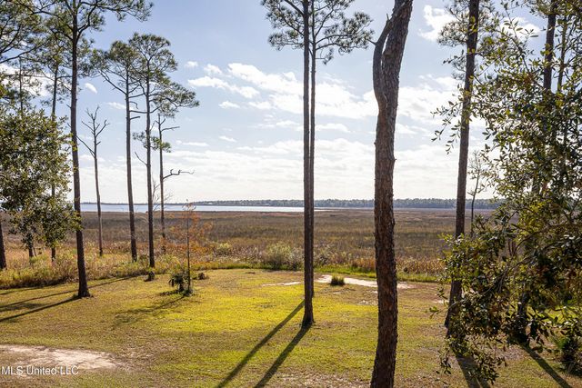 6301 Mary Mahoney Drive, Ocean Springs, MS 39564