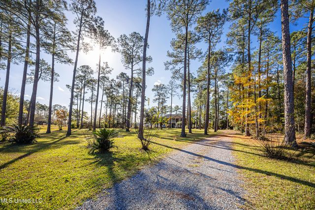 6301 Mary Mahoney Drive, Ocean Springs, MS 39564