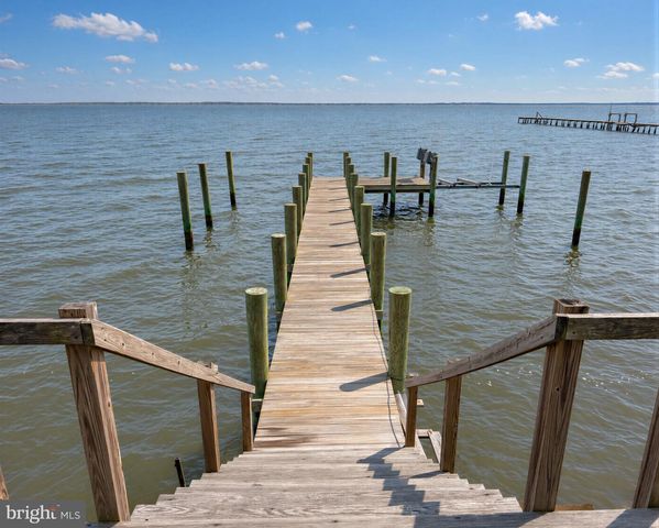 42195 WHITE POINT BEACH RD, Leonardtown, MD 20650