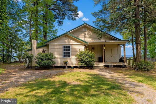 42195 WHITE POINT BEACH RD, Leonardtown, MD 20650