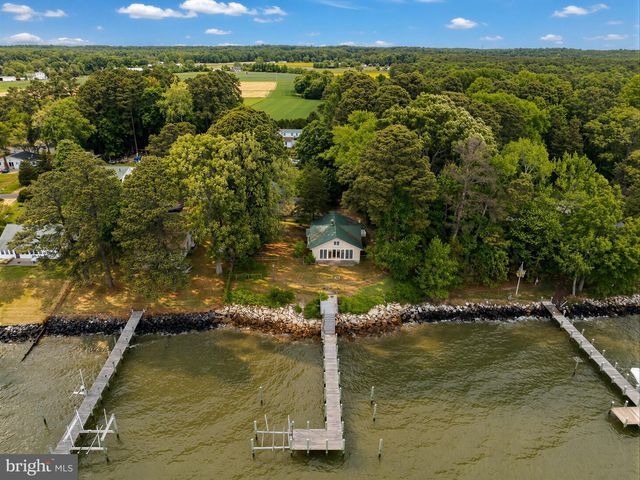 42195 WHITE POINT BEACH RD, Leonardtown, MD 20650