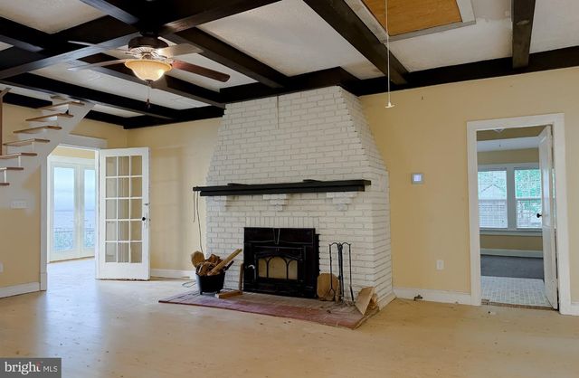 42195 WHITE POINT BEACH RD, Leonardtown, MD 20650