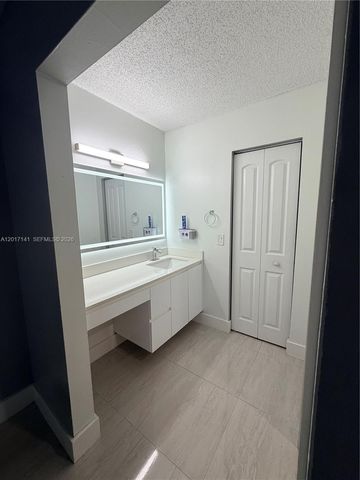 13850 SW 62nd St 303, Miami, FL 33183