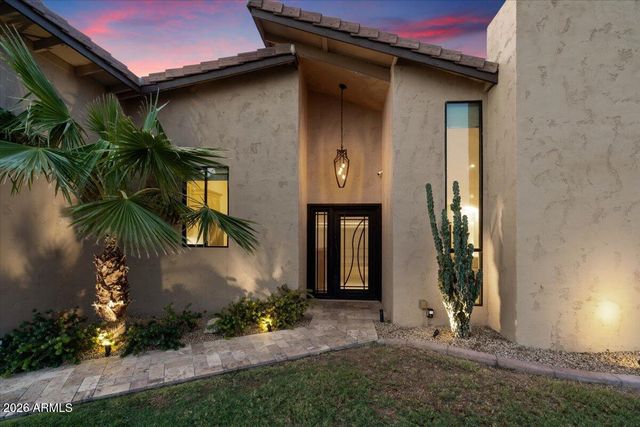 7922 E CRESTWOOD Way, Scottsdale, AZ 85250