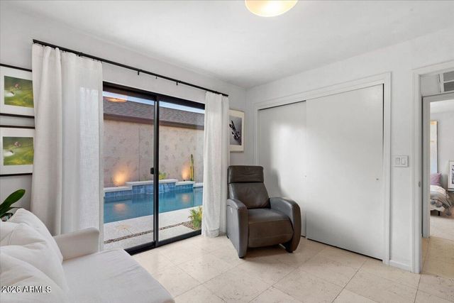 7922 E CRESTWOOD Way, Scottsdale, AZ 85250