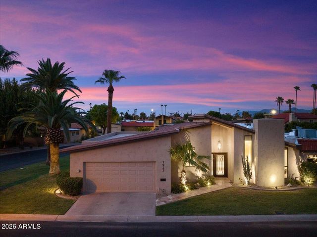 7922 E CRESTWOOD Way, Scottsdale, AZ 85250