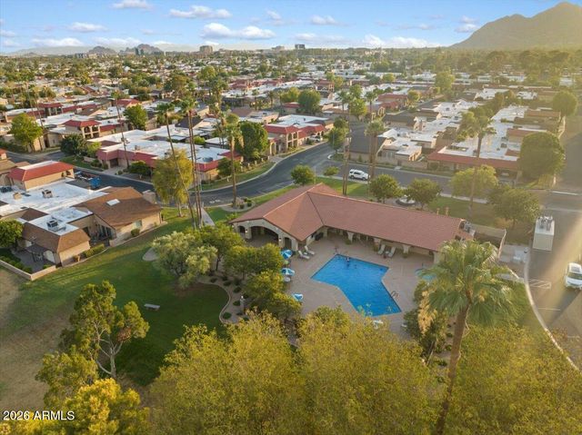 7922 E CRESTWOOD Way, Scottsdale, AZ 85250