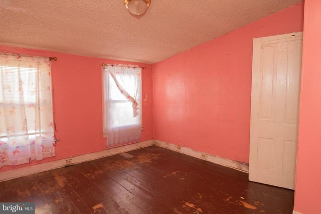 5338 NEWHALL ST, Philadelphia, PA 19144