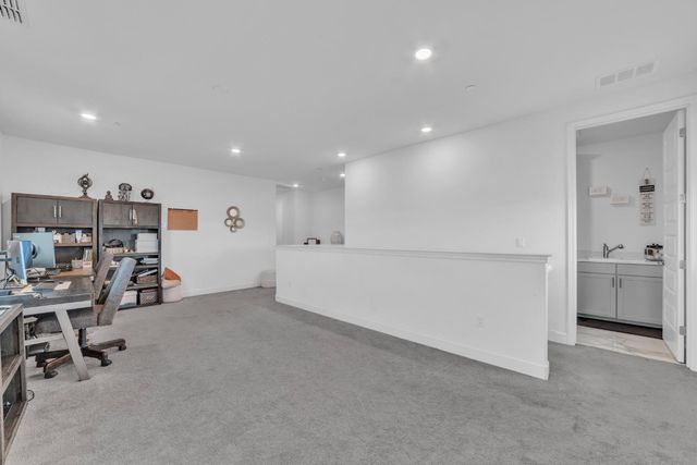 4957 Gold Rush Dr, Folsom, CA 95630