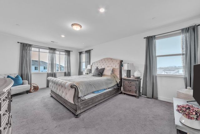 4957 Gold Rush Dr, Folsom, CA 95630