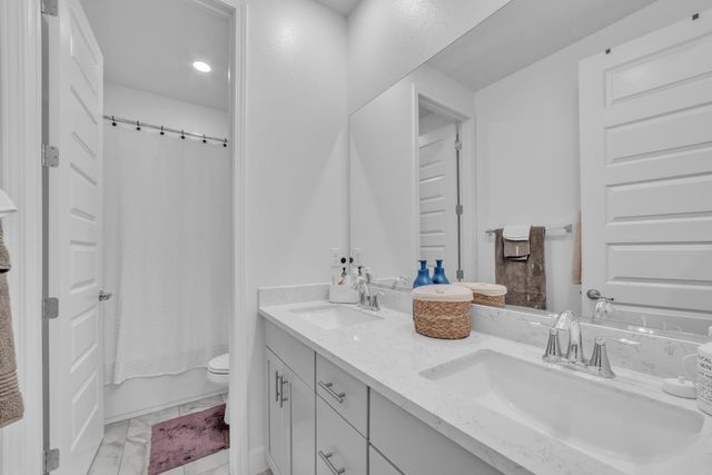 4957 Gold Rush Dr, Folsom, CA 95630