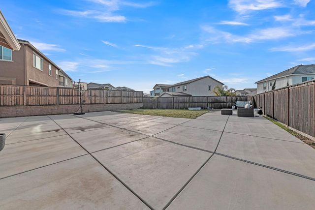 4957 Gold Rush Dr, Folsom, CA 95630