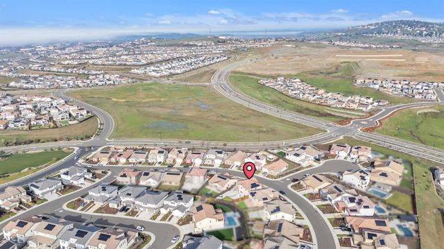 4957 Gold Rush Dr, Folsom, CA 95630