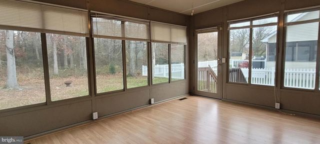 200 EVELYNDALE DR, Dover, DE 19901