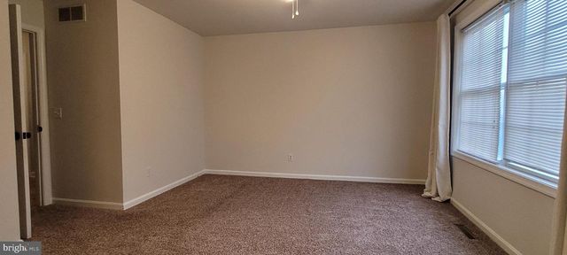 200 EVELYNDALE DR, Dover, DE 19901