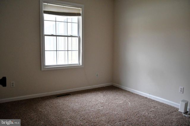 200 EVELYNDALE DR, Dover, DE 19901