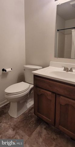 200 EVELYNDALE DR, Dover, DE 19901