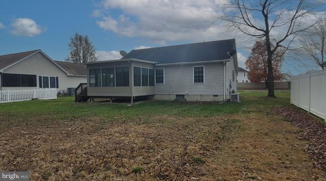 200 EVELYNDALE DR, Dover, DE 19901