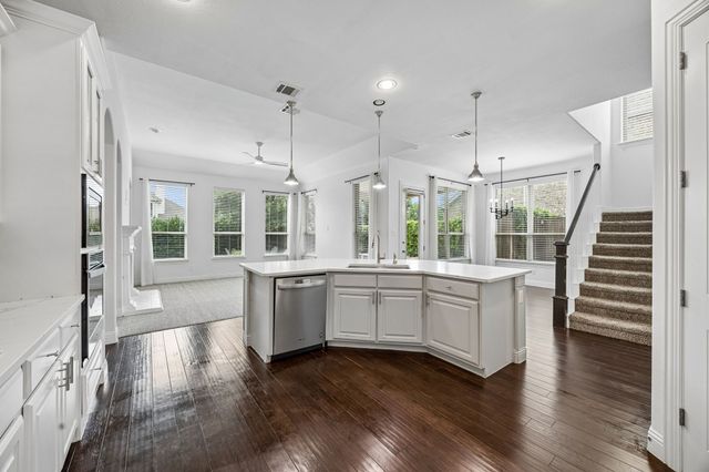 6827 Sunshade Lane, Dallas, TX 75236