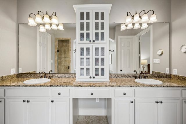 8305 Turtleback Court, Mckinney, TX 75070