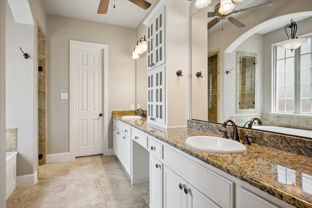 8305 Turtleback Court, Mckinney, TX 75070