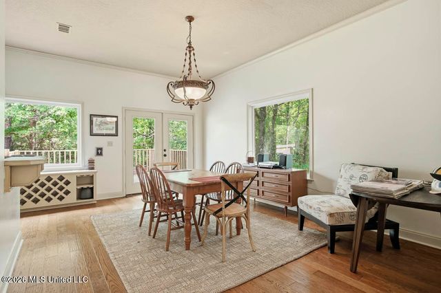 135 Shadow Ridge Road, Hattiesburg, MS 39402
