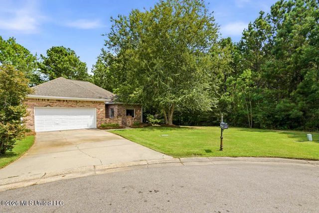 135 Shadow Ridge Road, Hattiesburg, MS 39402