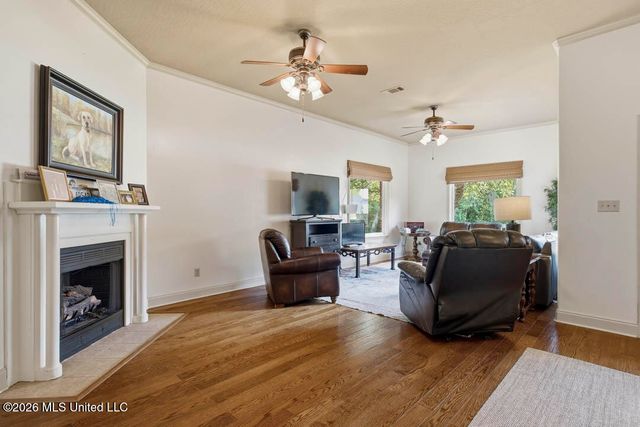 135 Shadow Ridge Road, Hattiesburg, MS 39402