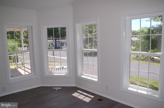11 QUEEN ANNE WAY, Souderton, PA 18964