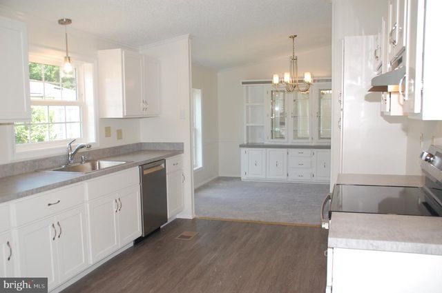 11 QUEEN ANNE WAY, Souderton, PA 18964