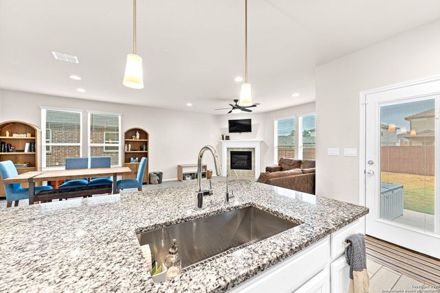 314 Aberdeen, Boerne, TX 78015