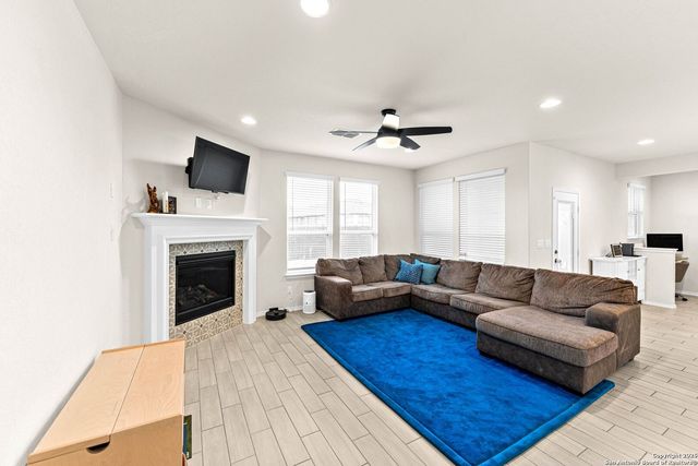 314 Aberdeen, Boerne, TX 78015