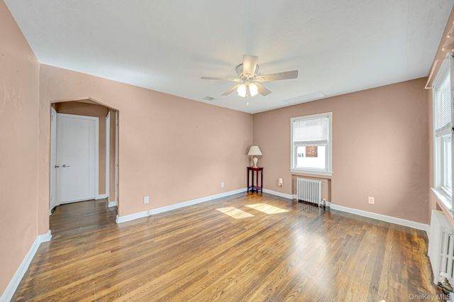 321 Maplegrove Avenue, Uniondale, NY 11553