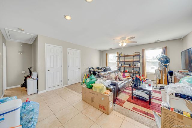 321 Maplegrove Avenue, Uniondale, NY 11553