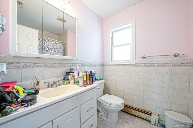 321 Maplegrove Avenue, Uniondale, NY 11553