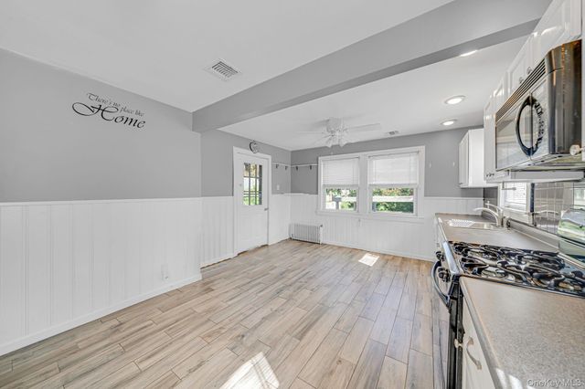 321 Maplegrove Avenue, Uniondale, NY 11553