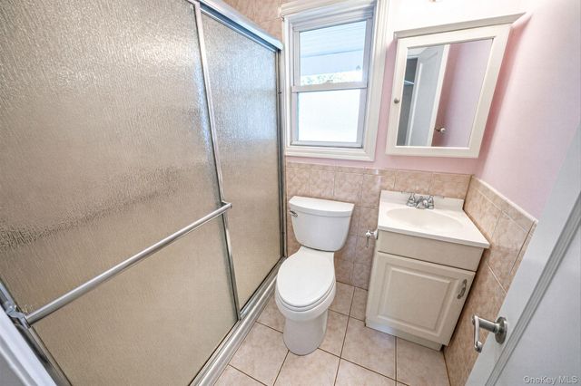 321 Maplegrove Avenue, Uniondale, NY 11553